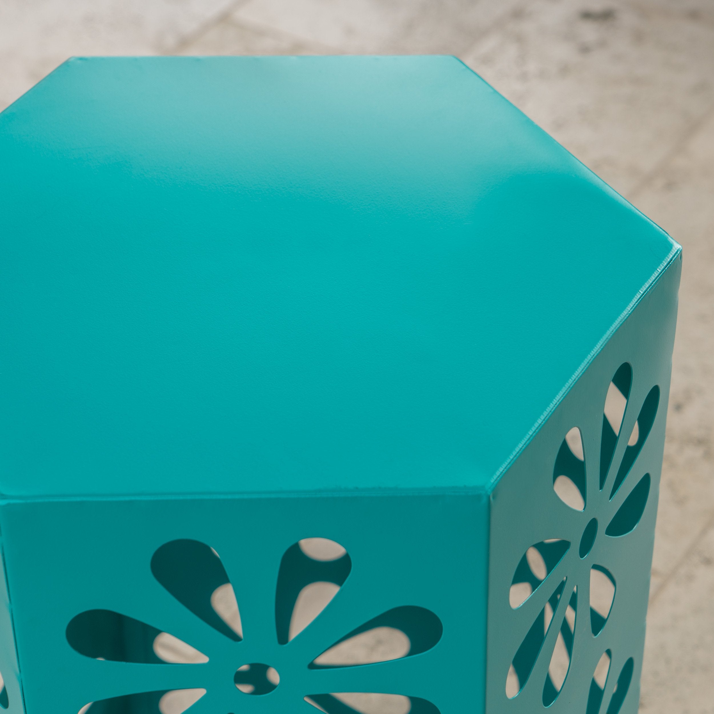 14 inch iron floral side table nh091303 14 inch iron floral side table nh091303